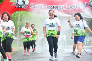 BIB: 2112
                            <button type="button" onclick="openModal(3719884)" class="btn btn-primary btn-sm float-right btn-popup" data-toggle="modal" data-target=".modal-high-quality">
                        <i class="fas fa-shopping-cart"></i> Add to Cart
                    </button>
                                            <button type="button" onclick="isThisMe(3719884, true)" class="btn btn-success btn-sm float-right btn-popup btn-isme hidden" data-toggle="tooltip" data-placement="bottom" title="นี่คือรูปของคุณใช่ไหม คลิกที่นี่เพื่อเอาเข้าอัลบั้ม">
                        <i class="fas fa-plus"></i> Add to album
                    </button>
                    <button type="button" onclick="isThisMe(3719884, false)" class="btn btn-warning btn-sm float-right btn-popup btn-isnotme hidden">
                        <i class="fas fa-ban"></i> Remove from album
                    </button>