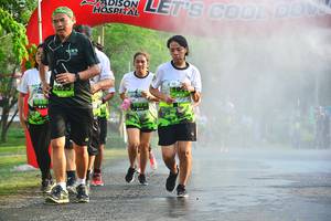 BIB: 2625
                            <button type="button" onclick="openModal(3766550)" class="btn btn-primary btn-sm float-right btn-popup" data-toggle="modal" data-target=".modal-high-quality">
                        <i class="fas fa-shopping-cart"></i> Add to Cart
                    </button>
                                            <button type="button" onclick="isThisMe(3766550, true)" class="btn btn-success btn-sm float-right btn-popup btn-isme hidden" data-toggle="tooltip" data-placement="bottom" title="นี่คือรูปของคุณใช่ไหม คลิกที่นี่เพื่อเอาเข้าอัลบั้ม">
                        <i class="fas fa-plus"></i> Add to album
                    </button>
                    <button type="button" onclick="isThisMe(3766550, false)" class="btn btn-warning btn-sm float-right btn-popup btn-isnotme hidden">
                        <i class="fas fa-ban"></i> Remove from album
                    </button>