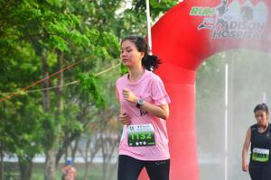 BIB: 1132, 1809
                            <button type="button" onclick="openModal(3689893)" class="btn btn-primary btn-sm float-right btn-popup" data-toggle="modal" data-target=".modal-high-quality">
                        <i class="fas fa-shopping-cart"></i> Add to Cart
                    </button>
                                            <button type="button" onclick="isThisMe(3689893, true)" class="btn btn-success btn-sm float-right btn-popup btn-isme hidden" data-toggle="tooltip" data-placement="bottom" title="นี่คือรูปของคุณใช่ไหม คลิกที่นี่เพื่อเอาเข้าอัลบั้ม">
                        <i class="fas fa-plus"></i> Add to album
                    </button>
                    <button type="button" onclick="isThisMe(3689893, false)" class="btn btn-warning btn-sm float-right btn-popup btn-isnotme hidden">
                        <i class="fas fa-ban"></i> Remove from album
                    </button>