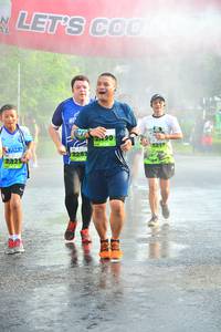 BIB: 228
                            <button type="button" onclick="openModal(3737750)" class="btn btn-primary btn-sm float-right btn-popup" data-toggle="modal" data-target=".modal-high-quality">
                        <i class="fas fa-shopping-cart"></i> Add to Cart
                    </button>
                                            <button type="button" onclick="isThisMe(3737750, true)" class="btn btn-success btn-sm float-right btn-popup btn-isme hidden" data-toggle="tooltip" data-placement="bottom" title="นี่คือรูปของคุณใช่ไหม คลิกที่นี่เพื่อเอาเข้าอัลบั้ม">
                        <i class="fas fa-plus"></i> Add to album
                    </button>
                    <button type="button" onclick="isThisMe(3737750, false)" class="btn btn-warning btn-sm float-right btn-popup btn-isnotme hidden">
                        <i class="fas fa-ban"></i> Remove from album
                    </button>