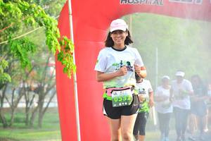 BIB: 532
                            <button type="button" onclick="openModal(3760647)" class="btn btn-primary btn-sm float-right btn-popup" data-toggle="modal" data-target=".modal-high-quality">
                        <i class="fas fa-shopping-cart"></i> Add to Cart
                    </button>
                                            <button type="button" onclick="isThisMe(3760647, true)" class="btn btn-success btn-sm float-right btn-popup btn-isme hidden" data-toggle="tooltip" data-placement="bottom" title="นี่คือรูปของคุณใช่ไหม คลิกที่นี่เพื่อเอาเข้าอัลบั้ม">
                        <i class="fas fa-plus"></i> Add to album
                    </button>
                    <button type="button" onclick="isThisMe(3760647, false)" class="btn btn-warning btn-sm float-right btn-popup btn-isnotme hidden">
                        <i class="fas fa-ban"></i> Remove from album
                    </button>