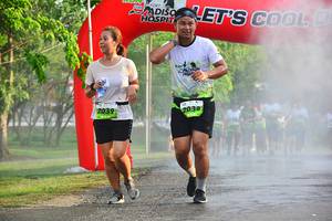 BIB: 2039
                            <button type="button" onclick="openModal(3776593)" class="btn btn-primary btn-sm float-right btn-popup" data-toggle="modal" data-target=".modal-high-quality">
                        <i class="fas fa-shopping-cart"></i> Add to Cart
                    </button>
                                            <button type="button" onclick="isThisMe(3776593, true)" class="btn btn-success btn-sm float-right btn-popup btn-isme hidden" data-toggle="tooltip" data-placement="bottom" title="นี่คือรูปของคุณใช่ไหม คลิกที่นี่เพื่อเอาเข้าอัลบั้ม">
                        <i class="fas fa-plus"></i> Add to album
                    </button>
                    <button type="button" onclick="isThisMe(3776593, false)" class="btn btn-warning btn-sm float-right btn-popup btn-isnotme hidden">
                        <i class="fas fa-ban"></i> Remove from album
                    </button>