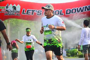 BIB: 
                            <button type="button" onclick="openModal(3776258)" class="btn btn-primary btn-sm float-right btn-popup" data-toggle="modal" data-target=".modal-high-quality">
                        <i class="fas fa-shopping-cart"></i> Add to Cart
                    </button>
                                            <button type="button" onclick="isThisMe(3776258, true)" class="btn btn-success btn-sm float-right btn-popup btn-isme hidden" data-toggle="tooltip" data-placement="bottom" title="นี่คือรูปของคุณใช่ไหม คลิกที่นี่เพื่อเอาเข้าอัลบั้ม">
                        <i class="fas fa-plus"></i> Add to album
                    </button>
                    <button type="button" onclick="isThisMe(3776258, false)" class="btn btn-warning btn-sm float-right btn-popup btn-isnotme hidden">
                        <i class="fas fa-ban"></i> Remove from album
                    </button>