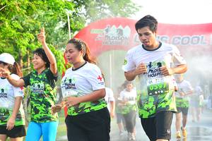 BIB: 596, 597
                            <button type="button" onclick="openModal(3744631)" class="btn btn-primary btn-sm float-right btn-popup" data-toggle="modal" data-target=".modal-high-quality">
                        <i class="fas fa-shopping-cart"></i> Add to Cart
                    </button>
                                            <button type="button" onclick="isThisMe(3744631, true)" class="btn btn-success btn-sm float-right btn-popup btn-isme hidden" data-toggle="tooltip" data-placement="bottom" title="นี่คือรูปของคุณใช่ไหม คลิกที่นี่เพื่อเอาเข้าอัลบั้ม">
                        <i class="fas fa-plus"></i> Add to album
                    </button>
                    <button type="button" onclick="isThisMe(3744631, false)" class="btn btn-warning btn-sm float-right btn-popup btn-isnotme hidden">
                        <i class="fas fa-ban"></i> Remove from album
                    </button>