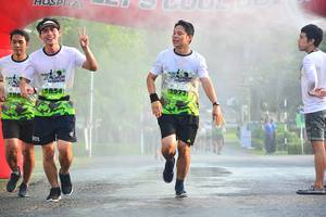 BIB: 1972
                            <button type="button" onclick="openModal(3727400)" class="btn btn-primary btn-sm float-right btn-popup" data-toggle="modal" data-target=".modal-high-quality">
                        <i class="fas fa-shopping-cart"></i> Add to Cart
                    </button>
                                            <button type="button" onclick="isThisMe(3727400, true)" class="btn btn-success btn-sm float-right btn-popup btn-isme hidden" data-toggle="tooltip" data-placement="bottom" title="นี่คือรูปของคุณใช่ไหม คลิกที่นี่เพื่อเอาเข้าอัลบั้ม">
                        <i class="fas fa-plus"></i> Add to album
                    </button>
                    <button type="button" onclick="isThisMe(3727400, false)" class="btn btn-warning btn-sm float-right btn-popup btn-isnotme hidden">
                        <i class="fas fa-ban"></i> Remove from album
                    </button>