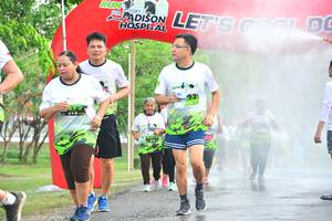 BIB: 
                            <button type="button" onclick="openModal(3719369)" class="btn btn-primary btn-sm float-right btn-popup" data-toggle="modal" data-target=".modal-high-quality">
                        <i class="fas fa-shopping-cart"></i> Add to Cart
                    </button>
                                            <button type="button" onclick="isThisMe(3719369, true)" class="btn btn-success btn-sm float-right btn-popup btn-isme hidden" data-toggle="tooltip" data-placement="bottom" title="นี่คือรูปของคุณใช่ไหม คลิกที่นี่เพื่อเอาเข้าอัลบั้ม">
                        <i class="fas fa-plus"></i> Add to album
                    </button>
                    <button type="button" onclick="isThisMe(3719369, false)" class="btn btn-warning btn-sm float-right btn-popup btn-isnotme hidden">
                        <i class="fas fa-ban"></i> Remove from album
                    </button>