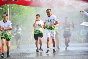 BIB: 1275
                            <button type="button" onclick="openModal(3723155)" class="btn btn-primary btn-sm float-right btn-popup" data-toggle="modal" data-target=".modal-high-quality">
                        <i class="fas fa-shopping-cart"></i> Add to Cart
                    </button>
                                            <button type="button" onclick="isThisMe(3723155, true)" class="btn btn-success btn-sm float-right btn-popup btn-isme hidden" data-toggle="tooltip" data-placement="bottom" title="นี่คือรูปของคุณใช่ไหม คลิกที่นี่เพื่อเอาเข้าอัลบั้ม">
                        <i class="fas fa-plus"></i> Add to album
                    </button>
                    <button type="button" onclick="isThisMe(3723155, false)" class="btn btn-warning btn-sm float-right btn-popup btn-isnotme hidden">
                        <i class="fas fa-ban"></i> Remove from album
                    </button>