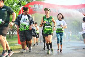 BIB: 2665
                            <button type="button" onclick="openModal(3761184)" class="btn btn-primary btn-sm float-right btn-popup" data-toggle="modal" data-target=".modal-high-quality">
                        <i class="fas fa-shopping-cart"></i> Add to Cart
                    </button>
                                            <button type="button" onclick="isThisMe(3761184, true)" class="btn btn-success btn-sm float-right btn-popup btn-isme hidden" data-toggle="tooltip" data-placement="bottom" title="นี่คือรูปของคุณใช่ไหม คลิกที่นี่เพื่อเอาเข้าอัลบั้ม">
                        <i class="fas fa-plus"></i> Add to album
                    </button>
                    <button type="button" onclick="isThisMe(3761184, false)" class="btn btn-warning btn-sm float-right btn-popup btn-isnotme hidden">
                        <i class="fas fa-ban"></i> Remove from album
                    </button>