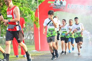 BIB: 2446
                            <button type="button" onclick="openModal(3732473)" class="btn btn-primary btn-sm float-right btn-popup" data-toggle="modal" data-target=".modal-high-quality">
                        <i class="fas fa-shopping-cart"></i> Add to Cart
                    </button>
                                            <button type="button" onclick="isThisMe(3732473, true)" class="btn btn-success btn-sm float-right btn-popup btn-isme hidden" data-toggle="tooltip" data-placement="bottom" title="นี่คือรูปของคุณใช่ไหม คลิกที่นี่เพื่อเอาเข้าอัลบั้ม">
                        <i class="fas fa-plus"></i> Add to album
                    </button>
                    <button type="button" onclick="isThisMe(3732473, false)" class="btn btn-warning btn-sm float-right btn-popup btn-isnotme hidden">
                        <i class="fas fa-ban"></i> Remove from album
                    </button>