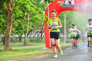 BIB: 2212
                            <button type="button" onclick="openModal(3748791)" class="btn btn-primary btn-sm float-right btn-popup" data-toggle="modal" data-target=".modal-high-quality">
                        <i class="fas fa-shopping-cart"></i> Add to Cart
                    </button>
                                            <button type="button" onclick="isThisMe(3748791, true)" class="btn btn-success btn-sm float-right btn-popup btn-isme hidden" data-toggle="tooltip" data-placement="bottom" title="นี่คือรูปของคุณใช่ไหม คลิกที่นี่เพื่อเอาเข้าอัลบั้ม">
                        <i class="fas fa-plus"></i> Add to album
                    </button>
                    <button type="button" onclick="isThisMe(3748791, false)" class="btn btn-warning btn-sm float-right btn-popup btn-isnotme hidden">
                        <i class="fas fa-ban"></i> Remove from album
                    </button>