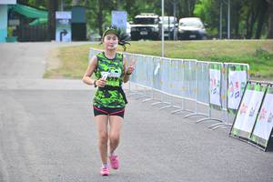 BIB: 2179
                            <button type="button" onclick="openModal(3732074)" class="btn btn-primary btn-sm float-right btn-popup" data-toggle="modal" data-target=".modal-high-quality">
                        <i class="fas fa-shopping-cart"></i> Add to Cart
                    </button>
                                            <button type="button" onclick="isThisMe(3732074, true)" class="btn btn-success btn-sm float-right btn-popup btn-isme hidden" data-toggle="tooltip" data-placement="bottom" title="นี่คือรูปของคุณใช่ไหม คลิกที่นี่เพื่อเอาเข้าอัลบั้ม">
                        <i class="fas fa-plus"></i> Add to album
                    </button>
                    <button type="button" onclick="isThisMe(3732074, false)" class="btn btn-warning btn-sm float-right btn-popup btn-isnotme hidden">
                        <i class="fas fa-ban"></i> Remove from album
                    </button>