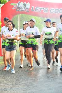 BIB: 2074
                            <button type="button" onclick="openModal(3743648)" class="btn btn-primary btn-sm float-right btn-popup" data-toggle="modal" data-target=".modal-high-quality">
                        <i class="fas fa-shopping-cart"></i> Add to Cart
                    </button>
                                            <button type="button" onclick="isThisMe(3743648, true)" class="btn btn-success btn-sm float-right btn-popup btn-isme hidden" data-toggle="tooltip" data-placement="bottom" title="นี่คือรูปของคุณใช่ไหม คลิกที่นี่เพื่อเอาเข้าอัลบั้ม">
                        <i class="fas fa-plus"></i> Add to album
                    </button>
                    <button type="button" onclick="isThisMe(3743648, false)" class="btn btn-warning btn-sm float-right btn-popup btn-isnotme hidden">
                        <i class="fas fa-ban"></i> Remove from album
                    </button>