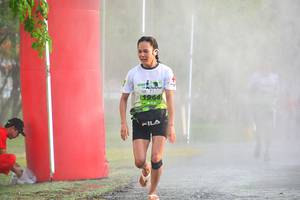 BIB: 1964
                            <button type="button" onclick="openModal(3687274)" class="btn btn-primary btn-sm float-right btn-popup" data-toggle="modal" data-target=".modal-high-quality">
                        <i class="fas fa-shopping-cart"></i> Add to Cart
                    </button>
                                            <button type="button" onclick="isThisMe(3687274, true)" class="btn btn-success btn-sm float-right btn-popup btn-isme hidden" data-toggle="tooltip" data-placement="bottom" title="นี่คือรูปของคุณใช่ไหม คลิกที่นี่เพื่อเอาเข้าอัลบั้ม">
                        <i class="fas fa-plus"></i> Add to album
                    </button>
                    <button type="button" onclick="isThisMe(3687274, false)" class="btn btn-warning btn-sm float-right btn-popup btn-isnotme hidden">
                        <i class="fas fa-ban"></i> Remove from album
                    </button>