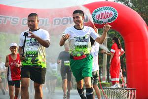 BIB: 141, 0658, 104
                            <button type="button" onclick="openModal(3755579)" class="btn btn-primary btn-sm float-right btn-popup" data-toggle="modal" data-target=".modal-high-quality">
                        <i class="fas fa-shopping-cart"></i> Add to Cart
                    </button>
                                            <button type="button" onclick="isThisMe(3755579, true)" class="btn btn-success btn-sm float-right btn-popup btn-isme hidden" data-toggle="tooltip" data-placement="bottom" title="นี่คือรูปของคุณใช่ไหม คลิกที่นี่เพื่อเอาเข้าอัลบั้ม">
                        <i class="fas fa-plus"></i> Add to album
                    </button>
                    <button type="button" onclick="isThisMe(3755579, false)" class="btn btn-warning btn-sm float-right btn-popup btn-isnotme hidden">
                        <i class="fas fa-ban"></i> Remove from album
                    </button>