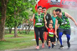 BIB: 2632
                            <button type="button" onclick="openModal(3722864)" class="btn btn-primary btn-sm float-right btn-popup" data-toggle="modal" data-target=".modal-high-quality">
                        <i class="fas fa-shopping-cart"></i> Add to Cart
                    </button>
                                            <button type="button" onclick="isThisMe(3722864, true)" class="btn btn-success btn-sm float-right btn-popup btn-isme hidden" data-toggle="tooltip" data-placement="bottom" title="นี่คือรูปของคุณใช่ไหม คลิกที่นี่เพื่อเอาเข้าอัลบั้ม">
                        <i class="fas fa-plus"></i> Add to album
                    </button>
                    <button type="button" onclick="isThisMe(3722864, false)" class="btn btn-warning btn-sm float-right btn-popup btn-isnotme hidden">
                        <i class="fas fa-ban"></i> Remove from album
                    </button>