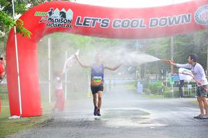 BIB: 1545
                            <button type="button" onclick="openModal(3658244)" class="btn btn-primary btn-sm float-right btn-popup" data-toggle="modal" data-target=".modal-high-quality">
                        <i class="fas fa-shopping-cart"></i> Add to Cart
                    </button>
                                            <button type="button" onclick="isThisMe(3658244, true)" class="btn btn-success btn-sm float-right btn-popup btn-isme hidden" data-toggle="tooltip" data-placement="bottom" title="นี่คือรูปของคุณใช่ไหม คลิกที่นี่เพื่อเอาเข้าอัลบั้ม">
                        <i class="fas fa-plus"></i> Add to album
                    </button>
                    <button type="button" onclick="isThisMe(3658244, false)" class="btn btn-warning btn-sm float-right btn-popup btn-isnotme hidden">
                        <i class="fas fa-ban"></i> Remove from album
                    </button>