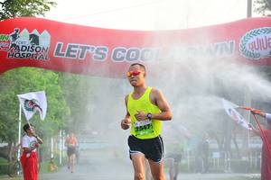 BIB: 2547
                            <button type="button" onclick="openModal(3663412)" class="btn btn-primary btn-sm float-right btn-popup" data-toggle="modal" data-target=".modal-high-quality">
                        <i class="fas fa-shopping-cart"></i> Add to Cart
                    </button>
                                            <button type="button" onclick="isThisMe(3663412, true)" class="btn btn-success btn-sm float-right btn-popup btn-isme hidden" data-toggle="tooltip" data-placement="bottom" title="นี่คือรูปของคุณใช่ไหม คลิกที่นี่เพื่อเอาเข้าอัลบั้ม">
                        <i class="fas fa-plus"></i> Add to album
                    </button>
                    <button type="button" onclick="isThisMe(3663412, false)" class="btn btn-warning btn-sm float-right btn-popup btn-isnotme hidden">
                        <i class="fas fa-ban"></i> Remove from album
                    </button>