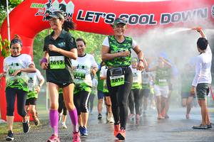 BIB: 2613, 2612
                            <button type="button" onclick="openModal(3768234)" class="btn btn-primary btn-sm float-right btn-popup" data-toggle="modal" data-target=".modal-high-quality">
                        <i class="fas fa-shopping-cart"></i> Add to Cart
                    </button>
                                            <button type="button" onclick="isThisMe(3768234, true)" class="btn btn-success btn-sm float-right btn-popup btn-isme hidden" data-toggle="tooltip" data-placement="bottom" title="นี่คือรูปของคุณใช่ไหม คลิกที่นี่เพื่อเอาเข้าอัลบั้ม">
                        <i class="fas fa-plus"></i> Add to album
                    </button>
                    <button type="button" onclick="isThisMe(3768234, false)" class="btn btn-warning btn-sm float-right btn-popup btn-isnotme hidden">
                        <i class="fas fa-ban"></i> Remove from album
                    </button>