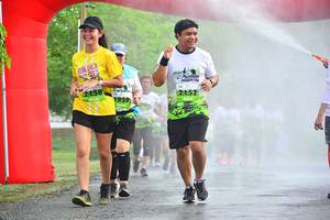 BIB: 2152
                            <button type="button" onclick="openModal(3719362)" class="btn btn-primary btn-sm float-right btn-popup" data-toggle="modal" data-target=".modal-high-quality">
                        <i class="fas fa-shopping-cart"></i> Add to Cart
                    </button>
                                            <button type="button" onclick="isThisMe(3719362, true)" class="btn btn-success btn-sm float-right btn-popup btn-isme hidden" data-toggle="tooltip" data-placement="bottom" title="นี่คือรูปของคุณใช่ไหม คลิกที่นี่เพื่อเอาเข้าอัลบั้ม">
                        <i class="fas fa-plus"></i> Add to album
                    </button>
                    <button type="button" onclick="isThisMe(3719362, false)" class="btn btn-warning btn-sm float-right btn-popup btn-isnotme hidden">
                        <i class="fas fa-ban"></i> Remove from album
                    </button>