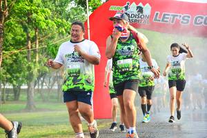 BIB: 467, 405
                            <button type="button" onclick="openModal(3766119)" class="btn btn-primary btn-sm float-right btn-popup" data-toggle="modal" data-target=".modal-high-quality">
                        <i class="fas fa-shopping-cart"></i> Add to Cart
                    </button>
                                            <button type="button" onclick="isThisMe(3766119, true)" class="btn btn-success btn-sm float-right btn-popup btn-isme hidden" data-toggle="tooltip" data-placement="bottom" title="นี่คือรูปของคุณใช่ไหม คลิกที่นี่เพื่อเอาเข้าอัลบั้ม">
                        <i class="fas fa-plus"></i> Add to album
                    </button>
                    <button type="button" onclick="isThisMe(3766119, false)" class="btn btn-warning btn-sm float-right btn-popup btn-isnotme hidden">
                        <i class="fas fa-ban"></i> Remove from album
                    </button>