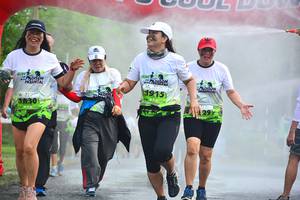 BIB: 945
                            <button type="button" onclick="openModal(3722777)" class="btn btn-primary btn-sm float-right btn-popup" data-toggle="modal" data-target=".modal-high-quality">
                        <i class="fas fa-shopping-cart"></i> Add to Cart
                    </button>
                                            <button type="button" onclick="isThisMe(3722777, true)" class="btn btn-success btn-sm float-right btn-popup btn-isme hidden" data-toggle="tooltip" data-placement="bottom" title="นี่คือรูปของคุณใช่ไหม คลิกที่นี่เพื่อเอาเข้าอัลบั้ม">
                        <i class="fas fa-plus"></i> Add to album
                    </button>
                    <button type="button" onclick="isThisMe(3722777, false)" class="btn btn-warning btn-sm float-right btn-popup btn-isnotme hidden">
                        <i class="fas fa-ban"></i> Remove from album
                    </button>