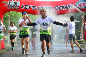 BIB: 1510, 1511
                            <button type="button" onclick="openModal(3768031)" class="btn btn-primary btn-sm float-right btn-popup" data-toggle="modal" data-target=".modal-high-quality">
                        <i class="fas fa-shopping-cart"></i> Add to Cart
                    </button>
                                            <button type="button" onclick="isThisMe(3768031, true)" class="btn btn-success btn-sm float-right btn-popup btn-isme hidden" data-toggle="tooltip" data-placement="bottom" title="นี่คือรูปของคุณใช่ไหม คลิกที่นี่เพื่อเอาเข้าอัลบั้ม">
                        <i class="fas fa-plus"></i> Add to album
                    </button>
                    <button type="button" onclick="isThisMe(3768031, false)" class="btn btn-warning btn-sm float-right btn-popup btn-isnotme hidden">
                        <i class="fas fa-ban"></i> Remove from album
                    </button>