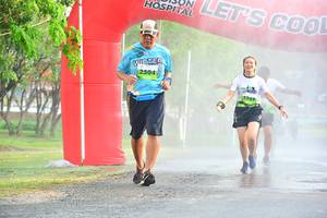 BIB: 2504, 1769
                            <button type="button" onclick="openModal(3719010)" class="btn btn-primary btn-sm float-right btn-popup" data-toggle="modal" data-target=".modal-high-quality">
                        <i class="fas fa-shopping-cart"></i> Add to Cart
                    </button>
                                            <button type="button" onclick="isThisMe(3719010, true)" class="btn btn-success btn-sm float-right btn-popup btn-isme hidden" data-toggle="tooltip" data-placement="bottom" title="นี่คือรูปของคุณใช่ไหม คลิกที่นี่เพื่อเอาเข้าอัลบั้ม">
                        <i class="fas fa-plus"></i> Add to album
                    </button>
                    <button type="button" onclick="isThisMe(3719010, false)" class="btn btn-warning btn-sm float-right btn-popup btn-isnotme hidden">
                        <i class="fas fa-ban"></i> Remove from album
                    </button>