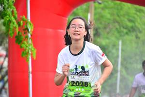 BIB: 2028
                            <button type="button" onclick="openModal(3722810)" class="btn btn-primary btn-sm float-right btn-popup" data-toggle="modal" data-target=".modal-high-quality">
                        <i class="fas fa-shopping-cart"></i> Add to Cart
                    </button>
                                            <button type="button" onclick="isThisMe(3722810, true)" class="btn btn-success btn-sm float-right btn-popup btn-isme hidden" data-toggle="tooltip" data-placement="bottom" title="นี่คือรูปของคุณใช่ไหม คลิกที่นี่เพื่อเอาเข้าอัลบั้ม">
                        <i class="fas fa-plus"></i> Add to album
                    </button>
                    <button type="button" onclick="isThisMe(3722810, false)" class="btn btn-warning btn-sm float-right btn-popup btn-isnotme hidden">
                        <i class="fas fa-ban"></i> Remove from album
                    </button>