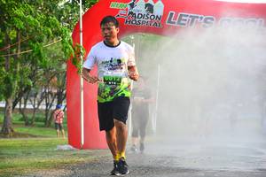 BIB: 12
                            <button type="button" onclick="openModal(3699692)" class="btn btn-primary btn-sm float-right btn-popup" data-toggle="modal" data-target=".modal-high-quality">
                        <i class="fas fa-shopping-cart"></i> Add to Cart
                    </button>
                                            <button type="button" onclick="isThisMe(3699692, true)" class="btn btn-success btn-sm float-right btn-popup btn-isme hidden" data-toggle="tooltip" data-placement="bottom" title="นี่คือรูปของคุณใช่ไหม คลิกที่นี่เพื่อเอาเข้าอัลบั้ม">
                        <i class="fas fa-plus"></i> Add to album
                    </button>
                    <button type="button" onclick="isThisMe(3699692, false)" class="btn btn-warning btn-sm float-right btn-popup btn-isnotme hidden">
                        <i class="fas fa-ban"></i> Remove from album
                    </button>