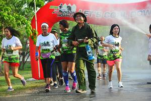 BIB: 
                            <button type="button" onclick="openModal(3757003)" class="btn btn-primary btn-sm float-right btn-popup" data-toggle="modal" data-target=".modal-high-quality">
                        <i class="fas fa-shopping-cart"></i> Add to Cart
                    </button>
                                            <button type="button" onclick="isThisMe(3757003, true)" class="btn btn-success btn-sm float-right btn-popup btn-isme hidden" data-toggle="tooltip" data-placement="bottom" title="นี่คือรูปของคุณใช่ไหม คลิกที่นี่เพื่อเอาเข้าอัลบั้ม">
                        <i class="fas fa-plus"></i> Add to album
                    </button>
                    <button type="button" onclick="isThisMe(3757003, false)" class="btn btn-warning btn-sm float-right btn-popup btn-isnotme hidden">
                        <i class="fas fa-ban"></i> Remove from album
                    </button>