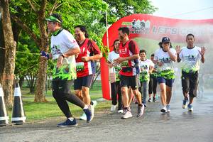 BIB: 
                            <button type="button" onclick="openModal(3754543)" class="btn btn-primary btn-sm float-right btn-popup" data-toggle="modal" data-target=".modal-high-quality">
                        <i class="fas fa-shopping-cart"></i> Add to Cart
                    </button>
                                            <button type="button" onclick="isThisMe(3754543, true)" class="btn btn-success btn-sm float-right btn-popup btn-isme hidden" data-toggle="tooltip" data-placement="bottom" title="นี่คือรูปของคุณใช่ไหม คลิกที่นี่เพื่อเอาเข้าอัลบั้ม">
                        <i class="fas fa-plus"></i> Add to album
                    </button>
                    <button type="button" onclick="isThisMe(3754543, false)" class="btn btn-warning btn-sm float-right btn-popup btn-isnotme hidden">
                        <i class="fas fa-ban"></i> Remove from album
                    </button>