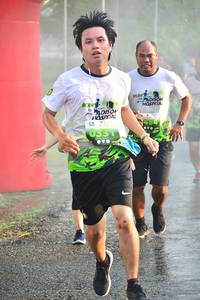 BIB: 331
                            <button type="button" onclick="openModal(3733428)" class="btn btn-primary btn-sm float-right btn-popup" data-toggle="modal" data-target=".modal-high-quality">
                        <i class="fas fa-shopping-cart"></i> Add to Cart
                    </button>
                                            <button type="button" onclick="isThisMe(3733428, true)" class="btn btn-success btn-sm float-right btn-popup btn-isme hidden" data-toggle="tooltip" data-placement="bottom" title="นี่คือรูปของคุณใช่ไหม คลิกที่นี่เพื่อเอาเข้าอัลบั้ม">
                        <i class="fas fa-plus"></i> Add to album
                    </button>
                    <button type="button" onclick="isThisMe(3733428, false)" class="btn btn-warning btn-sm float-right btn-popup btn-isnotme hidden">
                        <i class="fas fa-ban"></i> Remove from album
                    </button>