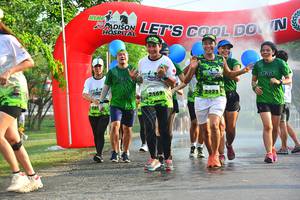 BIB: 2169, 2171
                            <button type="button" onclick="openModal(3768756)" class="btn btn-primary btn-sm float-right btn-popup" data-toggle="modal" data-target=".modal-high-quality">
                        <i class="fas fa-shopping-cart"></i> Add to Cart
                    </button>
                                            <button type="button" onclick="isThisMe(3768756, true)" class="btn btn-success btn-sm float-right btn-popup btn-isme hidden" data-toggle="tooltip" data-placement="bottom" title="นี่คือรูปของคุณใช่ไหม คลิกที่นี่เพื่อเอาเข้าอัลบั้ม">
                        <i class="fas fa-plus"></i> Add to album
                    </button>
                    <button type="button" onclick="isThisMe(3768756, false)" class="btn btn-warning btn-sm float-right btn-popup btn-isnotme hidden">
                        <i class="fas fa-ban"></i> Remove from album
                    </button>