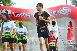 BIB: 1698
                            <button type="button" onclick="openModal(3773747)" class="btn btn-primary btn-sm float-right btn-popup" data-toggle="modal" data-target=".modal-high-quality">
                        <i class="fas fa-shopping-cart"></i> Add to Cart
                    </button>
                                            <button type="button" onclick="isThisMe(3773747, true)" class="btn btn-success btn-sm float-right btn-popup btn-isme hidden" data-toggle="tooltip" data-placement="bottom" title="นี่คือรูปของคุณใช่ไหม คลิกที่นี่เพื่อเอาเข้าอัลบั้ม">
                        <i class="fas fa-plus"></i> Add to album
                    </button>
                    <button type="button" onclick="isThisMe(3773747, false)" class="btn btn-warning btn-sm float-right btn-popup btn-isnotme hidden">
                        <i class="fas fa-ban"></i> Remove from album
                    </button>