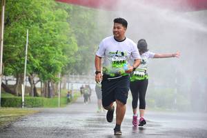 BIB: 1444
                            <button type="button" onclick="openModal(3728628)" class="btn btn-primary btn-sm float-right btn-popup" data-toggle="modal" data-target=".modal-high-quality">
                        <i class="fas fa-shopping-cart"></i> Add to Cart
                    </button>
                                            <button type="button" onclick="isThisMe(3728628, true)" class="btn btn-success btn-sm float-right btn-popup btn-isme hidden" data-toggle="tooltip" data-placement="bottom" title="นี่คือรูปของคุณใช่ไหม คลิกที่นี่เพื่อเอาเข้าอัลบั้ม">
                        <i class="fas fa-plus"></i> Add to album
                    </button>
                    <button type="button" onclick="isThisMe(3728628, false)" class="btn btn-warning btn-sm float-right btn-popup btn-isnotme hidden">
                        <i class="fas fa-ban"></i> Remove from album
                    </button>