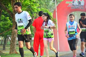 BIB: 1836, 2068, 120
                            <button type="button" onclick="openModal(3732788)" class="btn btn-primary btn-sm float-right btn-popup" data-toggle="modal" data-target=".modal-high-quality">
                        <i class="fas fa-shopping-cart"></i> Add to Cart
                    </button>
                                            <button type="button" onclick="isThisMe(3732788, true)" class="btn btn-success btn-sm float-right btn-popup btn-isme hidden" data-toggle="tooltip" data-placement="bottom" title="นี่คือรูปของคุณใช่ไหม คลิกที่นี่เพื่อเอาเข้าอัลบั้ม">
                        <i class="fas fa-plus"></i> Add to album
                    </button>
                    <button type="button" onclick="isThisMe(3732788, false)" class="btn btn-warning btn-sm float-right btn-popup btn-isnotme hidden">
                        <i class="fas fa-ban"></i> Remove from album
                    </button>