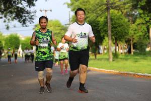 BIB: 
                            <button type="button" onclick="openModal(3611164)" class="btn btn-primary btn-sm float-right btn-popup" data-toggle="modal" data-target=".modal-high-quality">
                        <i class="fas fa-shopping-cart"></i> Add to Cart
                    </button>
                                            <button type="button" onclick="isThisMe(3611164, true)" class="btn btn-success btn-sm float-right btn-popup btn-isme hidden" data-toggle="tooltip" data-placement="bottom" title="นี่คือรูปของคุณใช่ไหม คลิกที่นี่เพื่อเอาเข้าอัลบั้ม">
                        <i class="fas fa-plus"></i> Add to album
                    </button>
                    <button type="button" onclick="isThisMe(3611164, false)" class="btn btn-warning btn-sm float-right btn-popup btn-isnotme hidden">
                        <i class="fas fa-ban"></i> Remove from album
                    </button>