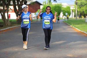 BIB: 2276, 2281
                            <button type="button" onclick="openModal(3611298)" class="btn btn-primary btn-sm float-right btn-popup" data-toggle="modal" data-target=".modal-high-quality">
                        <i class="fas fa-shopping-cart"></i> Add to Cart
                    </button>
                                            <button type="button" onclick="isThisMe(3611298, true)" class="btn btn-success btn-sm float-right btn-popup btn-isme hidden" data-toggle="tooltip" data-placement="bottom" title="นี่คือรูปของคุณใช่ไหม คลิกที่นี่เพื่อเอาเข้าอัลบั้ม">
                        <i class="fas fa-plus"></i> Add to album
                    </button>
                    <button type="button" onclick="isThisMe(3611298, false)" class="btn btn-warning btn-sm float-right btn-popup btn-isnotme hidden">
                        <i class="fas fa-ban"></i> Remove from album
                    </button>