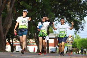 BIB: 1683, 168
                            <button type="button" onclick="openModal(3611598)" class="btn btn-primary btn-sm float-right btn-popup" data-toggle="modal" data-target=".modal-high-quality">
                        <i class="fas fa-shopping-cart"></i> Add to Cart
                    </button>
                                            <button type="button" onclick="isThisMe(3611598, true)" class="btn btn-success btn-sm float-right btn-popup btn-isme hidden" data-toggle="tooltip" data-placement="bottom" title="นี่คือรูปของคุณใช่ไหม คลิกที่นี่เพื่อเอาเข้าอัลบั้ม">
                        <i class="fas fa-plus"></i> Add to album
                    </button>
                    <button type="button" onclick="isThisMe(3611598, false)" class="btn btn-warning btn-sm float-right btn-popup btn-isnotme hidden">
                        <i class="fas fa-ban"></i> Remove from album
                    </button>