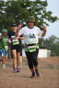 BIB: 1380, 1865
                            <button type="button" onclick="openModal(3607918)" class="btn btn-primary btn-sm float-right btn-popup" data-toggle="modal" data-target=".modal-high-quality">
                        <i class="fas fa-shopping-cart"></i> Add to Cart
                    </button>
                                            <button type="button" onclick="isThisMe(3607918, true)" class="btn btn-success btn-sm float-right btn-popup btn-isme hidden" data-toggle="tooltip" data-placement="bottom" title="นี่คือรูปของคุณใช่ไหม คลิกที่นี่เพื่อเอาเข้าอัลบั้ม">
                        <i class="fas fa-plus"></i> Add to album
                    </button>
                    <button type="button" onclick="isThisMe(3607918, false)" class="btn btn-warning btn-sm float-right btn-popup btn-isnotme hidden">
                        <i class="fas fa-ban"></i> Remove from album
                    </button>