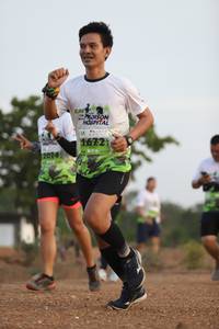 BIB: 1612
                            <button type="button" onclick="openModal(3606947)" class="btn btn-primary btn-sm float-right btn-popup" data-toggle="modal" data-target=".modal-high-quality">
                        <i class="fas fa-shopping-cart"></i> Add to Cart
                    </button>
                                            <button type="button" onclick="isThisMe(3606947, true)" class="btn btn-success btn-sm float-right btn-popup btn-isme hidden" data-toggle="tooltip" data-placement="bottom" title="นี่คือรูปของคุณใช่ไหม คลิกที่นี่เพื่อเอาเข้าอัลบั้ม">
                        <i class="fas fa-plus"></i> Add to album
                    </button>
                    <button type="button" onclick="isThisMe(3606947, false)" class="btn btn-warning btn-sm float-right btn-popup btn-isnotme hidden">
                        <i class="fas fa-ban"></i> Remove from album
                    </button>