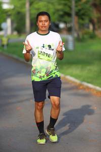 BIB: 318
                            <button type="button" onclick="openModal(3611945)" class="btn btn-primary btn-sm float-right btn-popup" data-toggle="modal" data-target=".modal-high-quality">
                        <i class="fas fa-shopping-cart"></i> Add to Cart
                    </button>
                                            <button type="button" onclick="isThisMe(3611945, true)" class="btn btn-success btn-sm float-right btn-popup btn-isme hidden" data-toggle="tooltip" data-placement="bottom" title="นี่คือรูปของคุณใช่ไหม คลิกที่นี่เพื่อเอาเข้าอัลบั้ม">
                        <i class="fas fa-plus"></i> Add to album
                    </button>
                    <button type="button" onclick="isThisMe(3611945, false)" class="btn btn-warning btn-sm float-right btn-popup btn-isnotme hidden">
                        <i class="fas fa-ban"></i> Remove from album
                    </button>