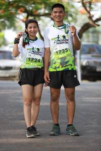 BIB: 1725, 1924
                            <button type="button" onclick="openModal(3613816)" class="btn btn-primary btn-sm float-right btn-popup" data-toggle="modal" data-target=".modal-high-quality">
                        <i class="fas fa-shopping-cart"></i> Add to Cart
                    </button>
                                            <button type="button" onclick="isThisMe(3613816, true)" class="btn btn-success btn-sm float-right btn-popup btn-isme hidden" data-toggle="tooltip" data-placement="bottom" title="นี่คือรูปของคุณใช่ไหม คลิกที่นี่เพื่อเอาเข้าอัลบั้ม">
                        <i class="fas fa-plus"></i> Add to album
                    </button>
                    <button type="button" onclick="isThisMe(3613816, false)" class="btn btn-warning btn-sm float-right btn-popup btn-isnotme hidden">
                        <i class="fas fa-ban"></i> Remove from album
                    </button>