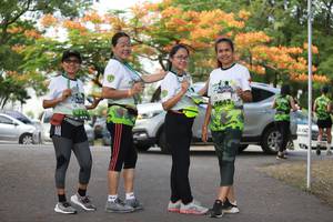 BIB: 
                            <button type="button" onclick="openModal(3613038)" class="btn btn-primary btn-sm float-right btn-popup" data-toggle="modal" data-target=".modal-high-quality">
                        <i class="fas fa-shopping-cart"></i> Add to Cart
                    </button>
                                            <button type="button" onclick="isThisMe(3613038, true)" class="btn btn-success btn-sm float-right btn-popup btn-isme hidden" data-toggle="tooltip" data-placement="bottom" title="นี่คือรูปของคุณใช่ไหม คลิกที่นี่เพื่อเอาเข้าอัลบั้ม">
                        <i class="fas fa-plus"></i> Add to album
                    </button>
                    <button type="button" onclick="isThisMe(3613038, false)" class="btn btn-warning btn-sm float-right btn-popup btn-isnotme hidden">
                        <i class="fas fa-ban"></i> Remove from album
                    </button>