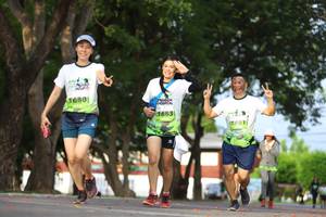 BIB: 1680, 1683, 
                            <button type="button" onclick="openModal(3611611)" class="btn btn-primary btn-sm float-right btn-popup" data-toggle="modal" data-target=".modal-high-quality">
                        <i class="fas fa-shopping-cart"></i> Add to Cart
                    </button>
                                            <button type="button" onclick="isThisMe(3611611, true)" class="btn btn-success btn-sm float-right btn-popup btn-isme hidden" data-toggle="tooltip" data-placement="bottom" title="นี่คือรูปของคุณใช่ไหม คลิกที่นี่เพื่อเอาเข้าอัลบั้ม">
                        <i class="fas fa-plus"></i> Add to album
                    </button>
                    <button type="button" onclick="isThisMe(3611611, false)" class="btn btn-warning btn-sm float-right btn-popup btn-isnotme hidden">
                        <i class="fas fa-ban"></i> Remove from album
                    </button>