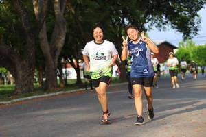 BIB: 
                            <button type="button" onclick="openModal(3611250)" class="btn btn-primary btn-sm float-right btn-popup" data-toggle="modal" data-target=".modal-high-quality">
                        <i class="fas fa-shopping-cart"></i> Add to Cart
                    </button>
                                            <button type="button" onclick="isThisMe(3611250, true)" class="btn btn-success btn-sm float-right btn-popup btn-isme hidden" data-toggle="tooltip" data-placement="bottom" title="นี่คือรูปของคุณใช่ไหม คลิกที่นี่เพื่อเอาเข้าอัลบั้ม">
                        <i class="fas fa-plus"></i> Add to album
                    </button>
                    <button type="button" onclick="isThisMe(3611250, false)" class="btn btn-warning btn-sm float-right btn-popup btn-isnotme hidden">
                        <i class="fas fa-ban"></i> Remove from album
                    </button>