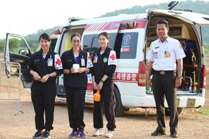 BIB: 2581
                            <button type="button" onclick="openModal(3610599)" class="btn btn-primary btn-sm float-right btn-popup" data-toggle="modal" data-target=".modal-high-quality">
                        <i class="fas fa-shopping-cart"></i> Add to Cart
                    </button>
                                            <button type="button" onclick="isThisMe(3610599, true)" class="btn btn-success btn-sm float-right btn-popup btn-isme hidden" data-toggle="tooltip" data-placement="bottom" title="นี่คือรูปของคุณใช่ไหม คลิกที่นี่เพื่อเอาเข้าอัลบั้ม">
                        <i class="fas fa-plus"></i> Add to album
                    </button>
                    <button type="button" onclick="isThisMe(3610599, false)" class="btn btn-warning btn-sm float-right btn-popup btn-isnotme hidden">
                        <i class="fas fa-ban"></i> Remove from album
                    </button>