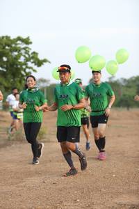 BIB: 
                            <button type="button" onclick="openModal(3607154)" class="btn btn-primary btn-sm float-right btn-popup" data-toggle="modal" data-target=".modal-high-quality">
                        <i class="fas fa-shopping-cart"></i> Add to Cart
                    </button>
                                            <button type="button" onclick="isThisMe(3607154, true)" class="btn btn-success btn-sm float-right btn-popup btn-isme hidden" data-toggle="tooltip" data-placement="bottom" title="นี่คือรูปของคุณใช่ไหม คลิกที่นี่เพื่อเอาเข้าอัลบั้ม">
                        <i class="fas fa-plus"></i> Add to album
                    </button>
                    <button type="button" onclick="isThisMe(3607154, false)" class="btn btn-warning btn-sm float-right btn-popup btn-isnotme hidden">
                        <i class="fas fa-ban"></i> Remove from album
                    </button>