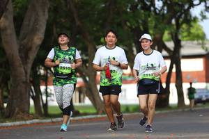 BIB: 2515
                            <button type="button" onclick="openModal(3611577)" class="btn btn-primary btn-sm float-right btn-popup" data-toggle="modal" data-target=".modal-high-quality">
                        <i class="fas fa-shopping-cart"></i> Add to Cart
                    </button>
                                            <button type="button" onclick="isThisMe(3611577, true)" class="btn btn-success btn-sm float-right btn-popup btn-isme hidden" data-toggle="tooltip" data-placement="bottom" title="นี่คือรูปของคุณใช่ไหม คลิกที่นี่เพื่อเอาเข้าอัลบั้ม">
                        <i class="fas fa-plus"></i> Add to album
                    </button>
                    <button type="button" onclick="isThisMe(3611577, false)" class="btn btn-warning btn-sm float-right btn-popup btn-isnotme hidden">
                        <i class="fas fa-ban"></i> Remove from album
                    </button>