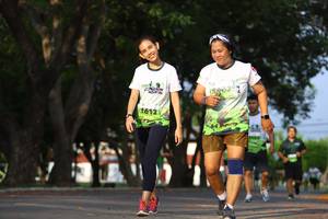 BIB: 1612
                            <button type="button" onclick="openModal(3611422)" class="btn btn-primary btn-sm float-right btn-popup" data-toggle="modal" data-target=".modal-high-quality">
                        <i class="fas fa-shopping-cart"></i> Add to Cart
                    </button>
                                            <button type="button" onclick="isThisMe(3611422, true)" class="btn btn-success btn-sm float-right btn-popup btn-isme hidden" data-toggle="tooltip" data-placement="bottom" title="นี่คือรูปของคุณใช่ไหม คลิกที่นี่เพื่อเอาเข้าอัลบั้ม">
                        <i class="fas fa-plus"></i> Add to album
                    </button>
                    <button type="button" onclick="isThisMe(3611422, false)" class="btn btn-warning btn-sm float-right btn-popup btn-isnotme hidden">
                        <i class="fas fa-ban"></i> Remove from album
                    </button>